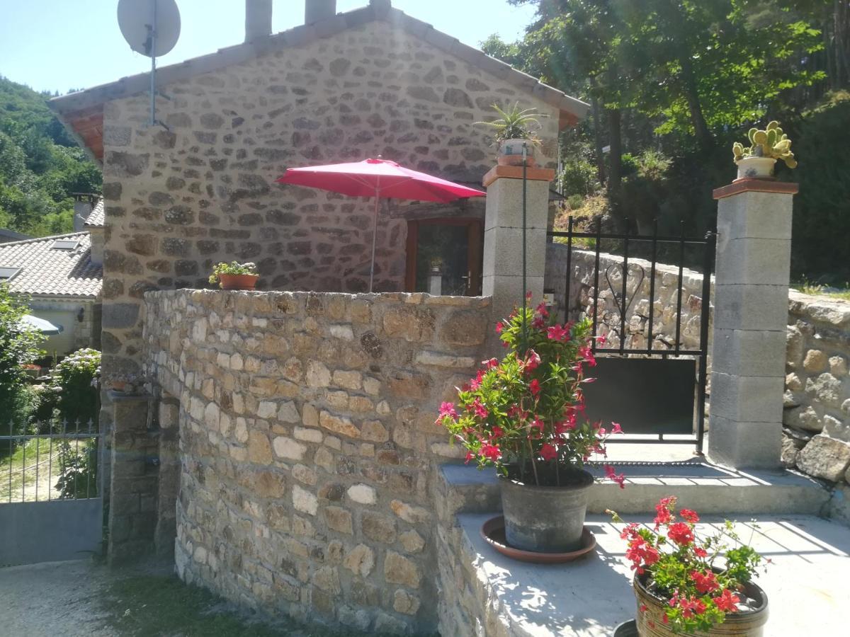 Loft La Rose Desiree Gite 3 Etoiles Chalencon Exterior foto